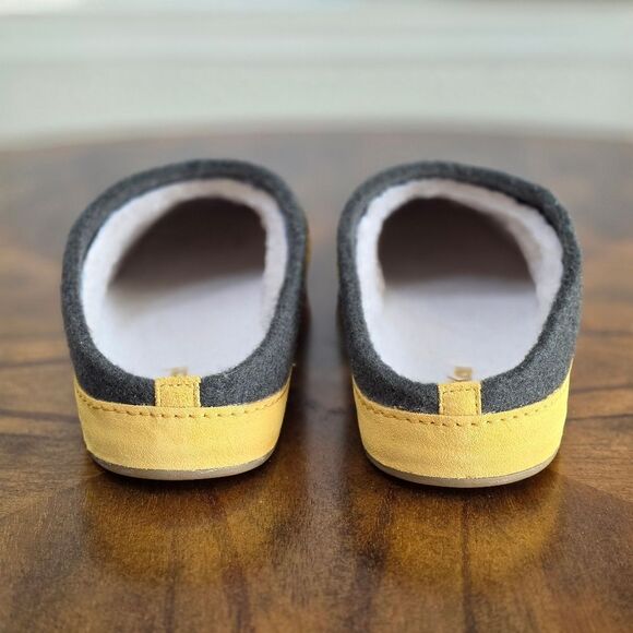 OluKai Hamani Hulu Slip-On Mules Green Yellow Beige Real Lamb Fur Men\'s Size 9 main image 3